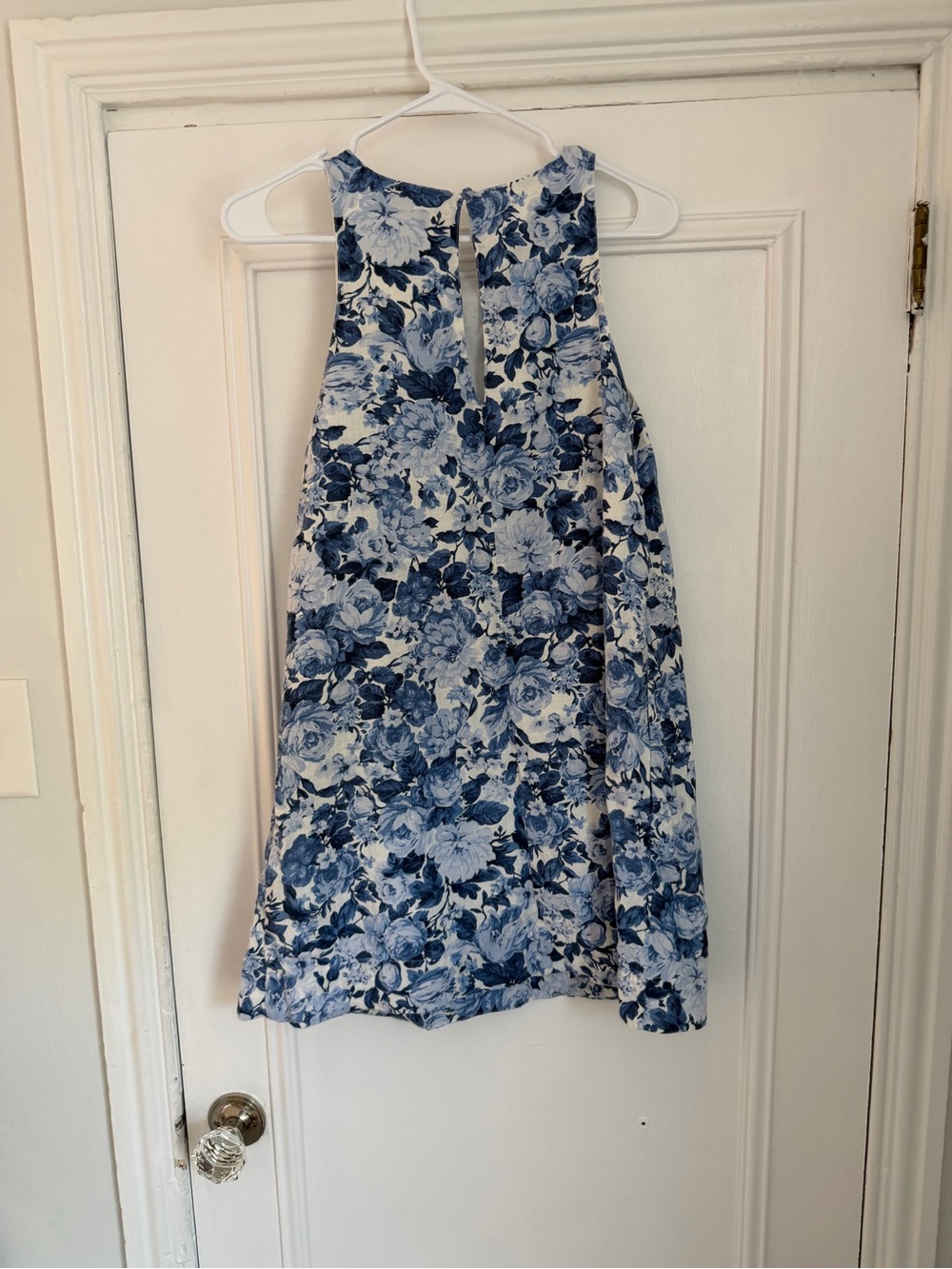 Abercrombie & Fitch Blue and White Floral Halter Dress - Picture 4 of 5